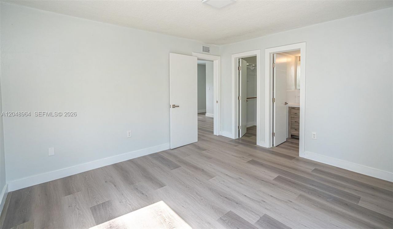 810 Salzedo St , Unit 10, Coral Gables, FL 33134 Photo