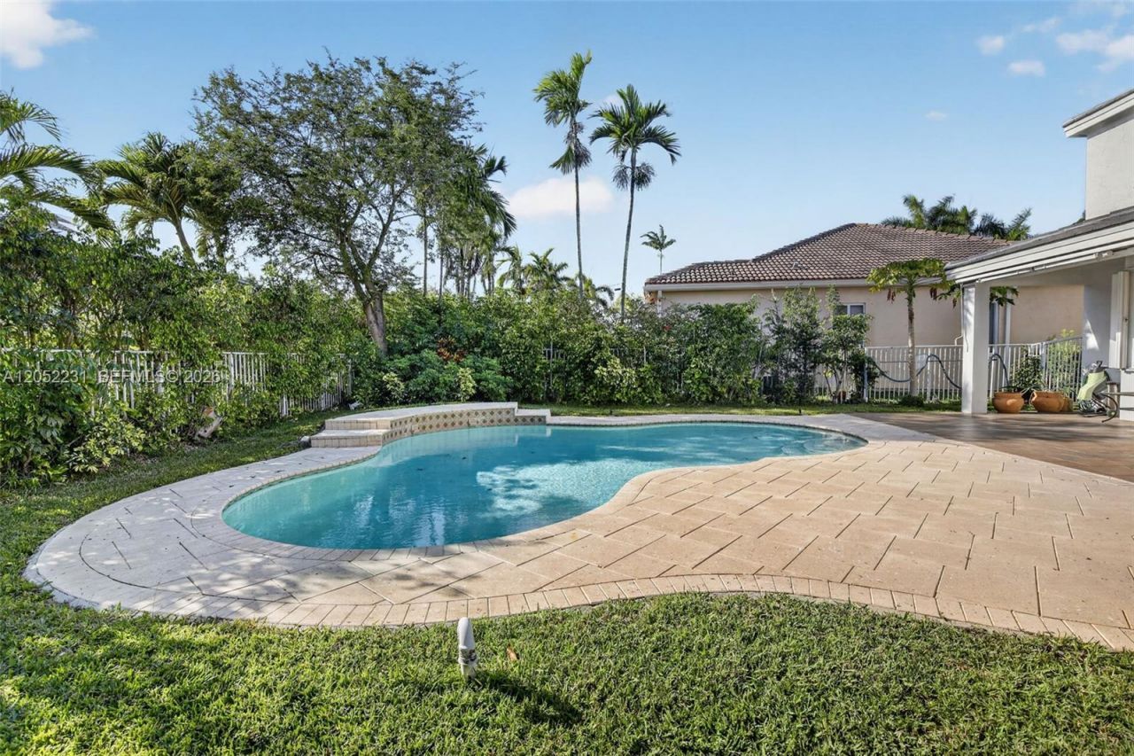 1311 Croton Ct, Weston, FL 33327 Photo