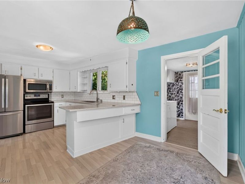 5547 West Boulevard NW, Canton, OH 44718 Photo 6