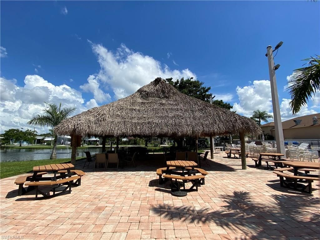33 Poinsettia Dr , Fort Myers, FL 33905 Photo