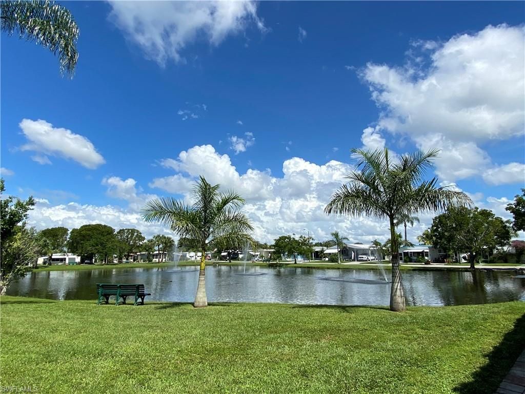 33 Poinsettia Dr , Fort Myers, FL 33905 Photo