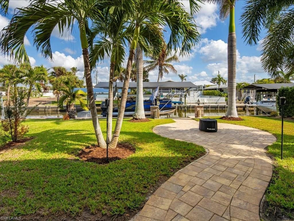 24550 Redfish St , Bonita Springs, FL 34134 Photo