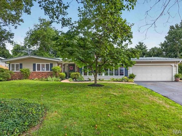 2517 Trossock Lane, St Louis, MO 63122