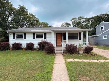 2773 Woodruff Lane, York Twp, MI 48198