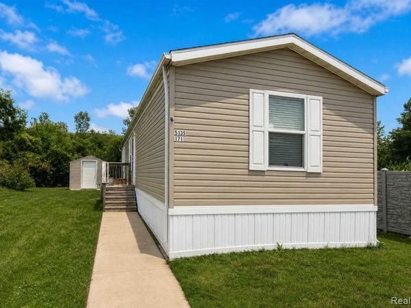 5135 East Annapolis Circle , CANTON, MI 48188