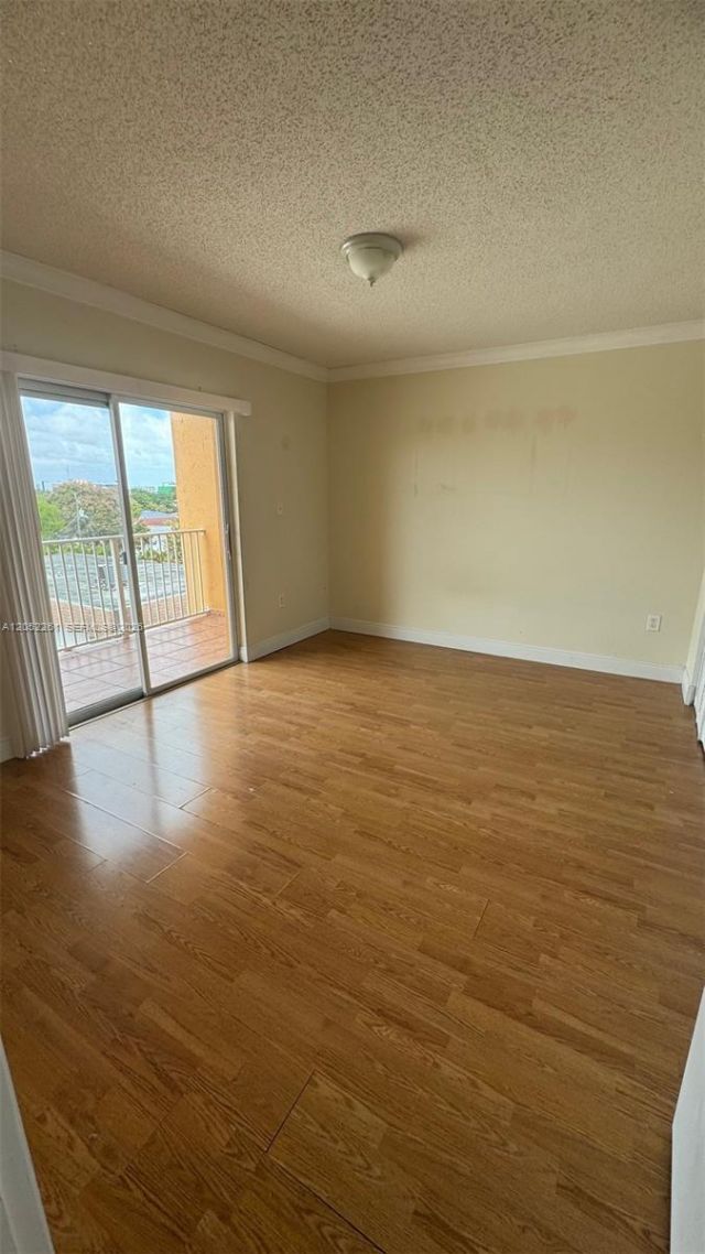 2441 SW 31st Ave , Unit 303, Miami, FL 33145 Photo