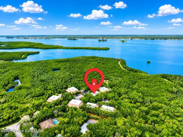 6236 Treetop Drive , Melbourne Beach, FL 32951