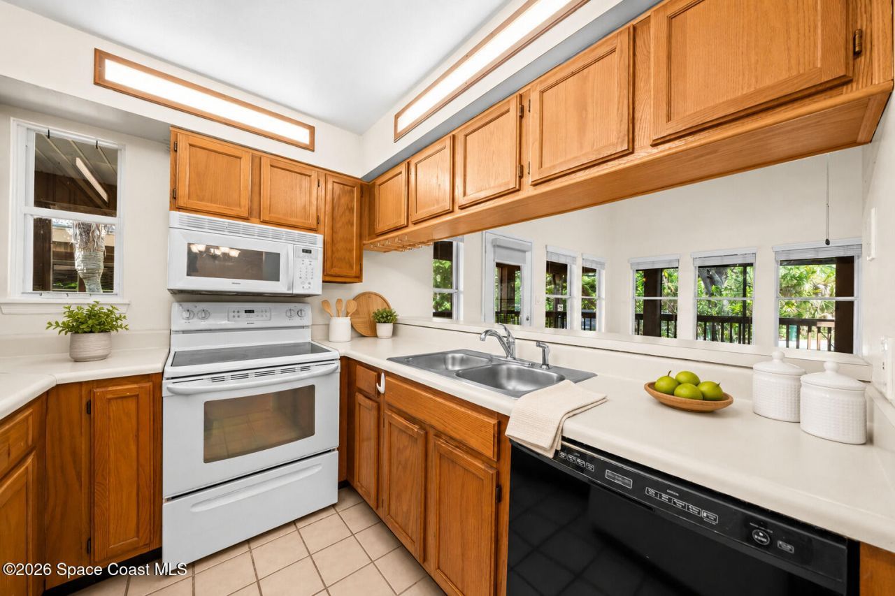 6236 Treetop Drive, Melbourne Beach, FL 32951 Photo