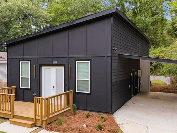 2585 Hood Avenue NW, Atlanta, GA 30318