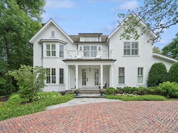 785 Mount Pleasant Street , Winnetka, IL 60093