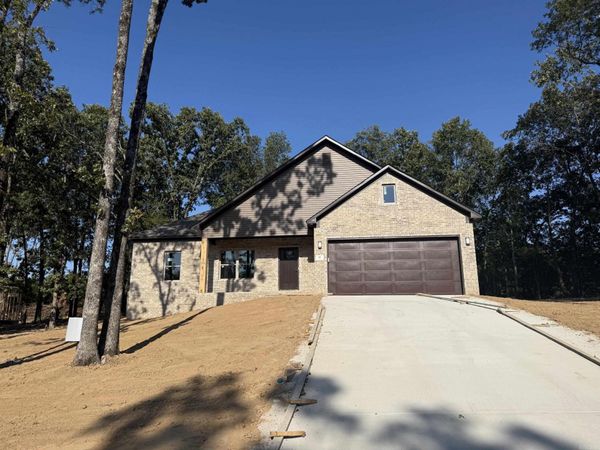 37 Summer Sky Drive, Greenbrier, AR 72058
