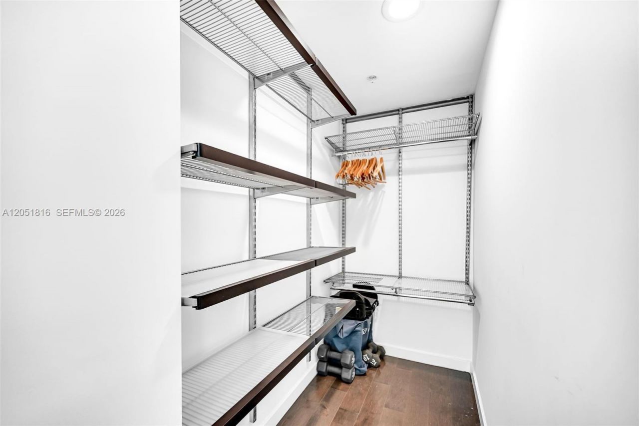 421 Meridian Ave , Unit 15, Miami Beach, FL 33139 Photo