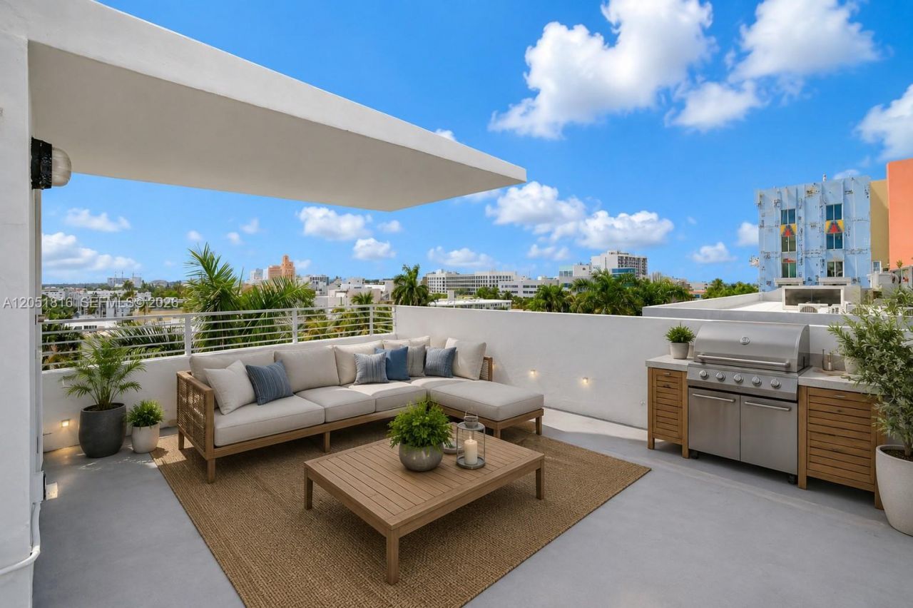 421 Meridian Ave , Unit 15, Miami Beach, FL 33139 Photo