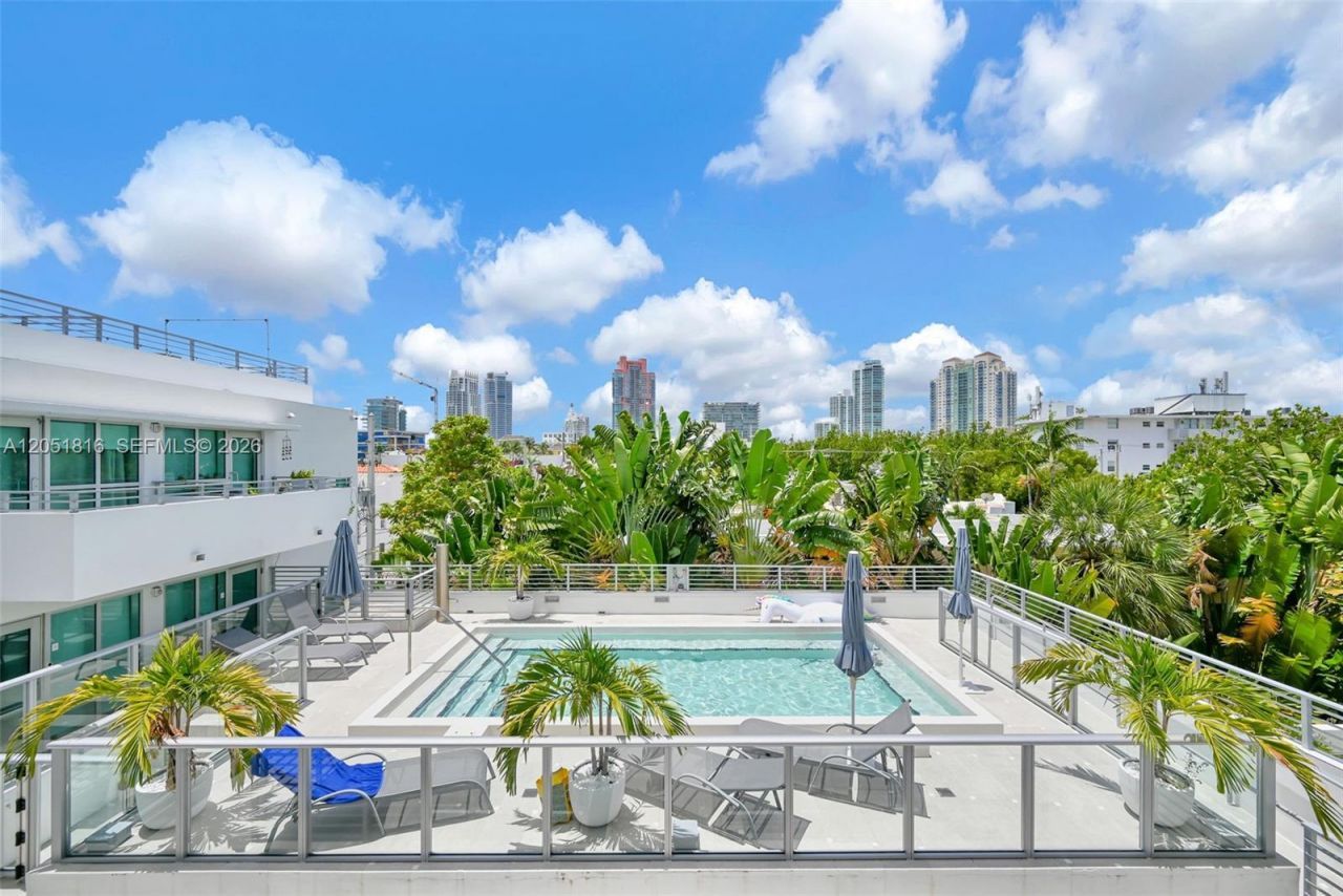 421 Meridian Ave , Unit 15, Miami Beach, FL 33139 Photo
