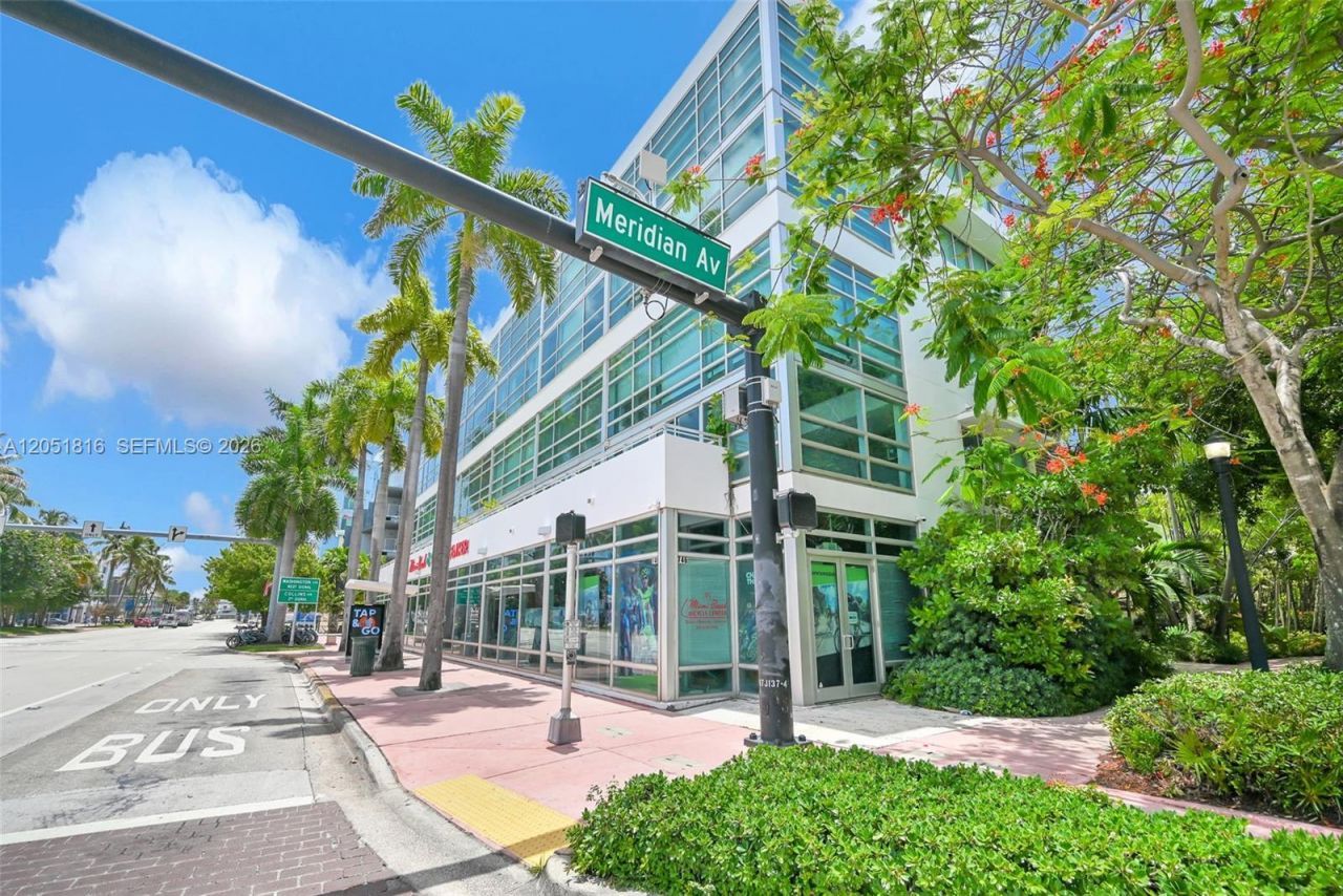 421 Meridian Ave , Unit 15, Miami Beach, FL 33139 Photo