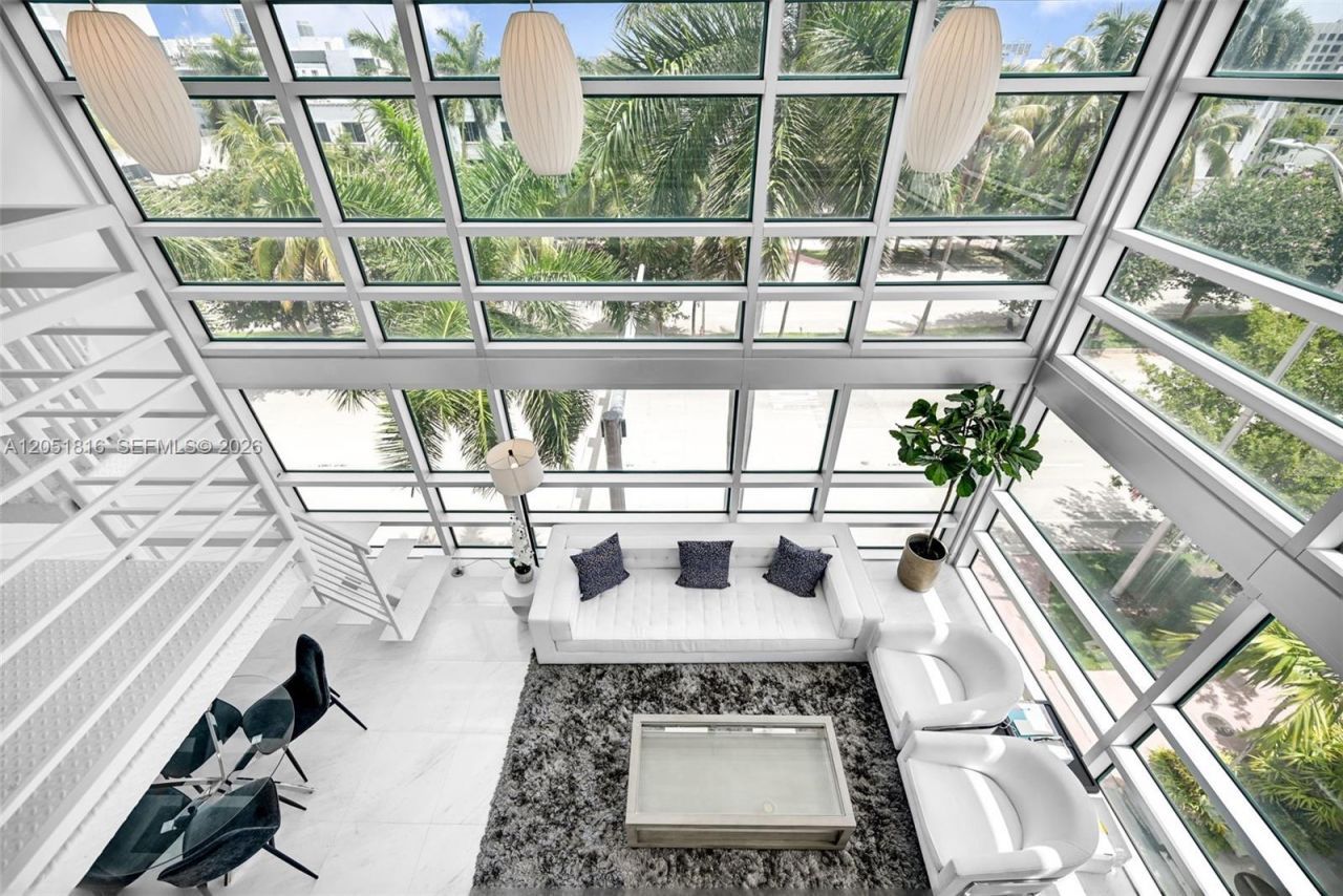 421 Meridian Ave , Unit 15, Miami Beach, FL 33139 Photo