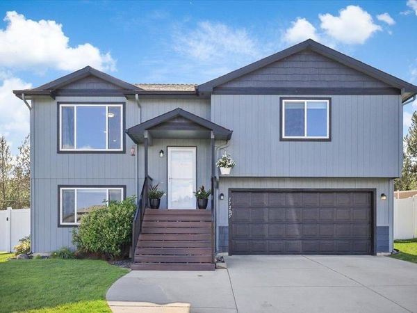 17205 N DAKOTA Ln, Colbert, WA 99005