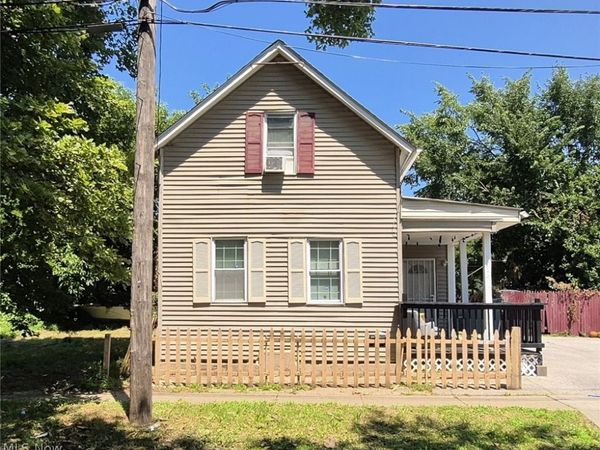 3026 Erin Avenue, Cleveland, OH 44113