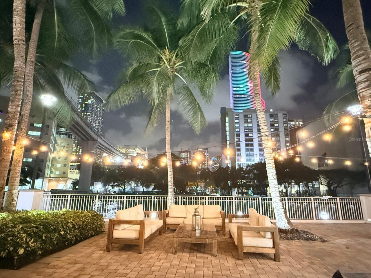 31 SE 5th Street , Unit 305, Miami, FL 33131 Photo