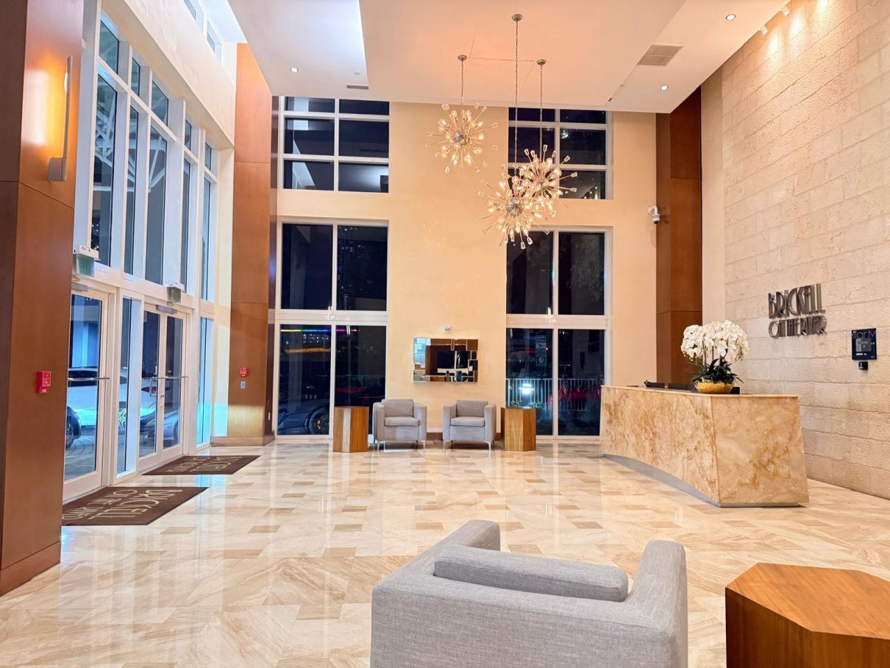 31 SE 5th Street , Unit 305, Miami, FL 33131 Photo