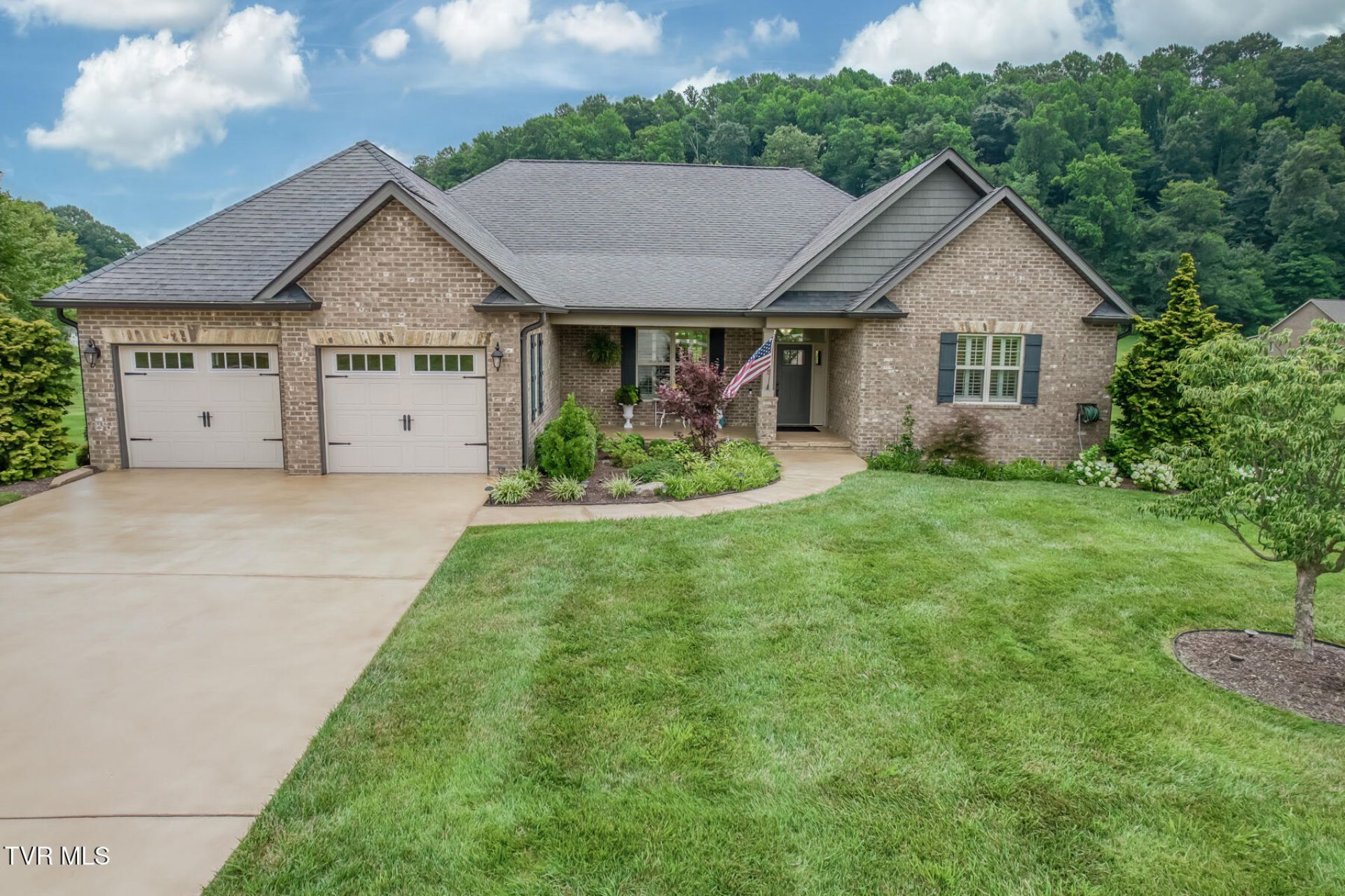 105 Shadden Springs Gray, TN 37615