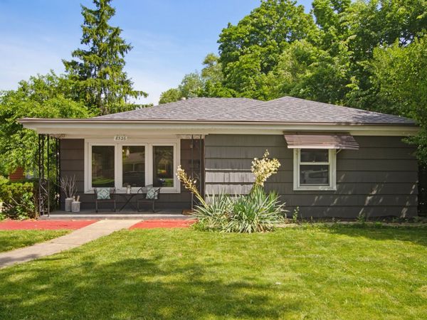 8526 Rockefeller Avenue, Brookfield, IL 60513