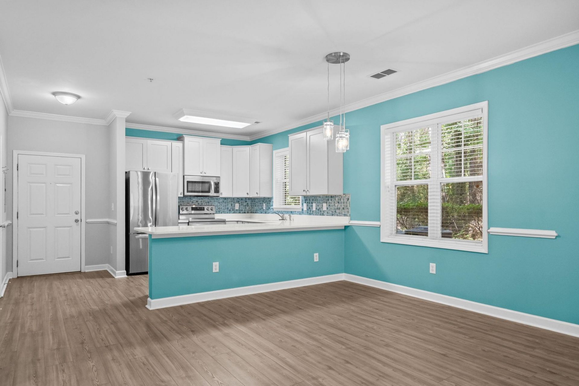 6253 Catalina Dr. Photo 14