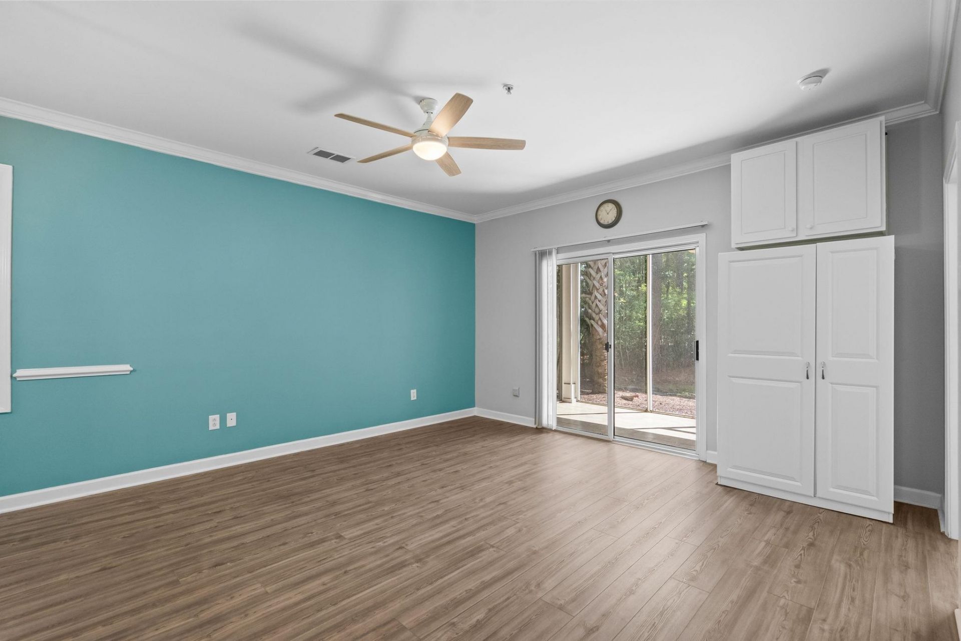 6253 Catalina Dr. Photo 18