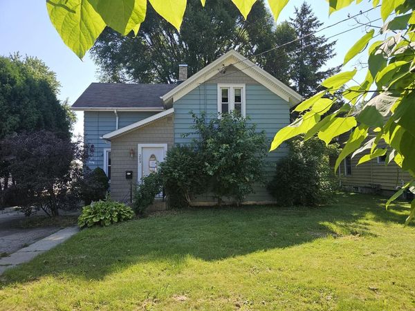 203 Wayland STREET, Beaver Dam, WI 53916