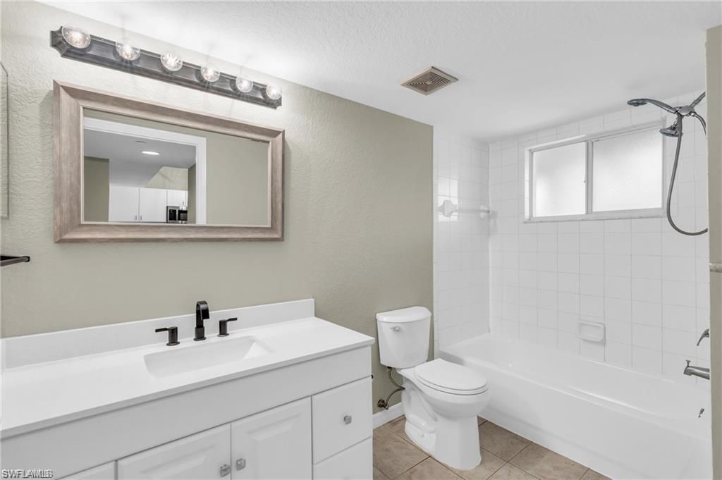 8271 Key Royal Cir, Unit 932, Naples, FL 34119 Photo