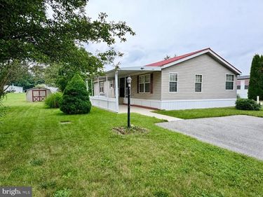 28 MAIZEFIELD DRIVE, Unit 28, SHIPPENSBURG, PA 17257