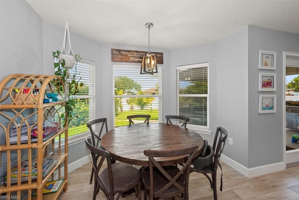 4008 NE 22nd Pl, Cape Coral, FL 33909 Photo