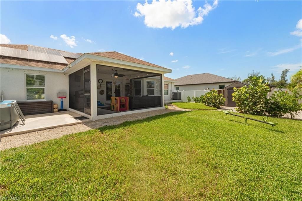 4008 NE 22nd Pl, Cape Coral, FL 33909 Photo