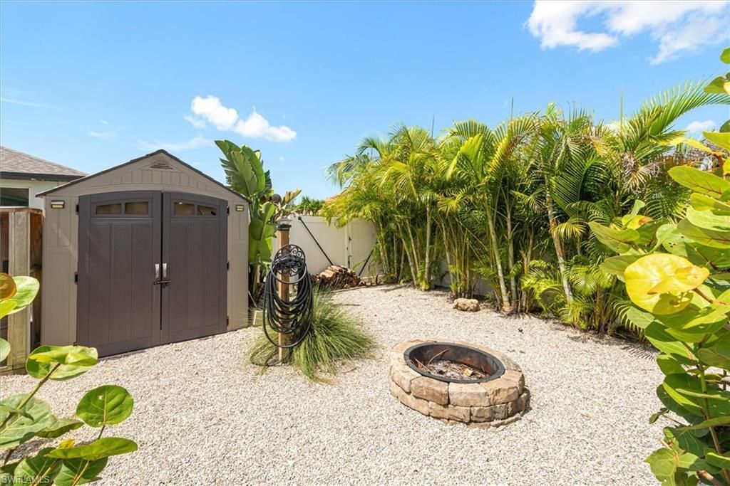 4008 NE 22nd Pl, Cape Coral, FL 33909 Photo