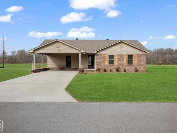907 NW 6th Street, Walnut Ridge, AR 72476