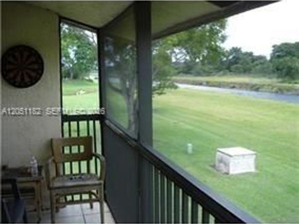 124 S Laurel Dr , Unit 505, Margate, FL 33063