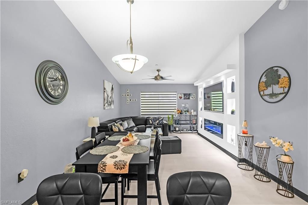8274 Key Royal Cir, Unit 1033, Naples, FL 34119 Photo