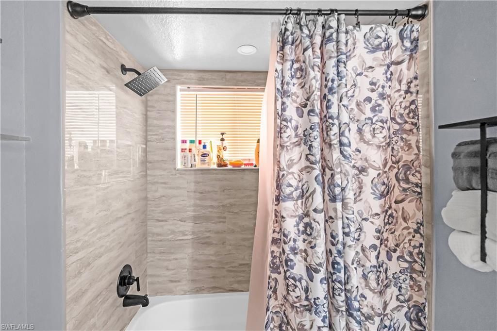 8274 Key Royal Cir, Unit 1033, Naples, FL 34119 Photo