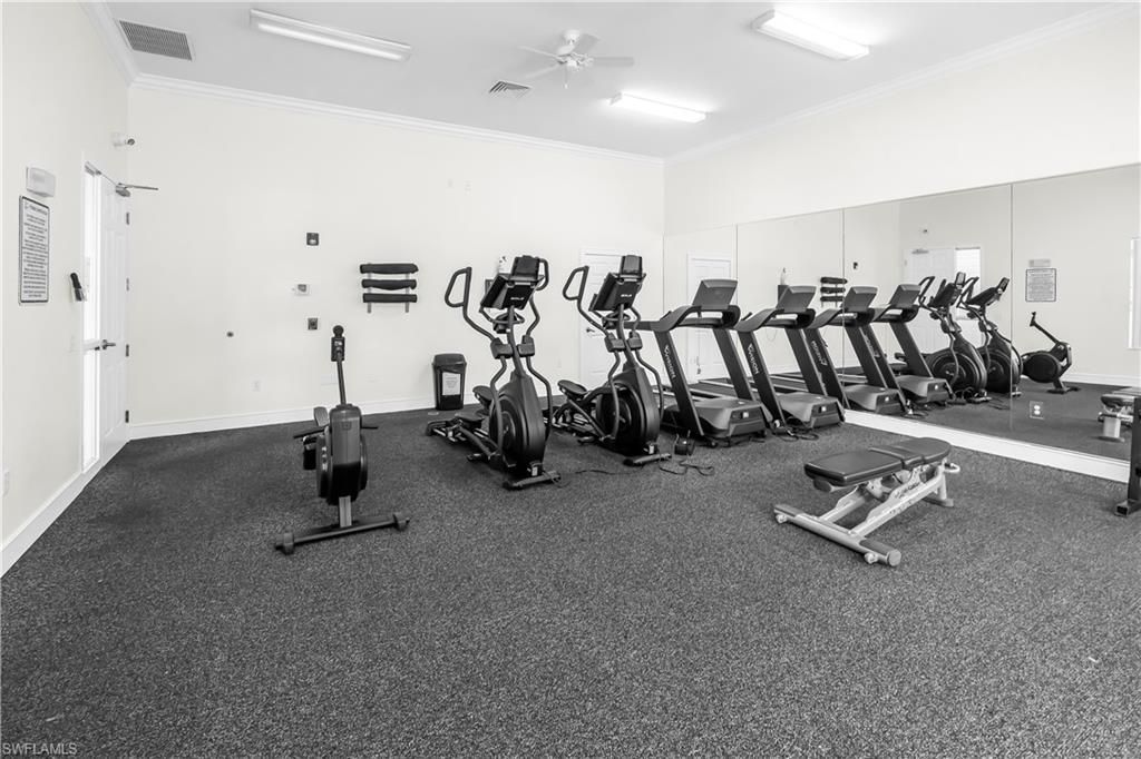 8274 Key Royal Cir, Unit 1033, Naples, FL 34119 Photo