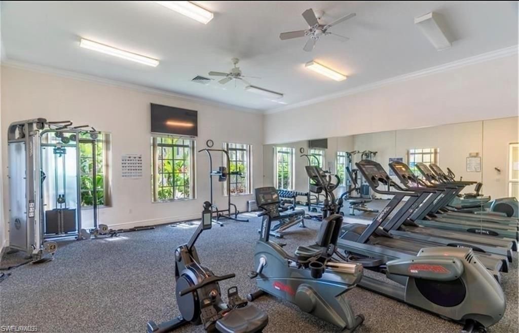 8274 Key Royal Cir, Unit 1033, Naples, FL 34119 Photo