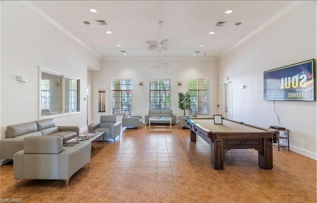 8274 Key Royal Cir, Unit 1033, Naples, FL 34119 Photo