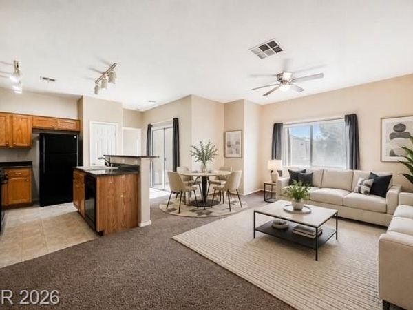 6320 Snap Ridge Street, Unit 201, North Las Vegas, NV 89081