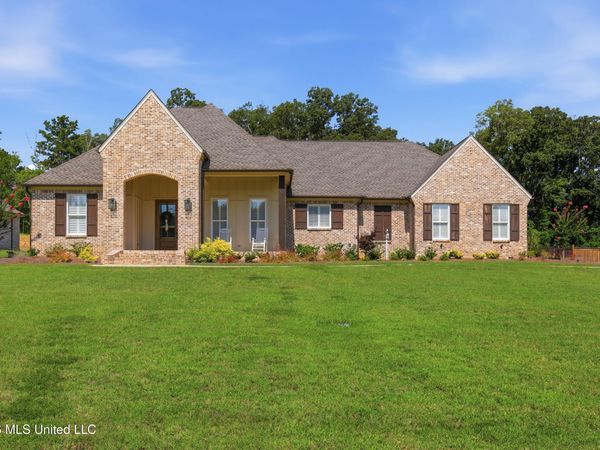 114 Richburg Court, Pearl, MS 39208