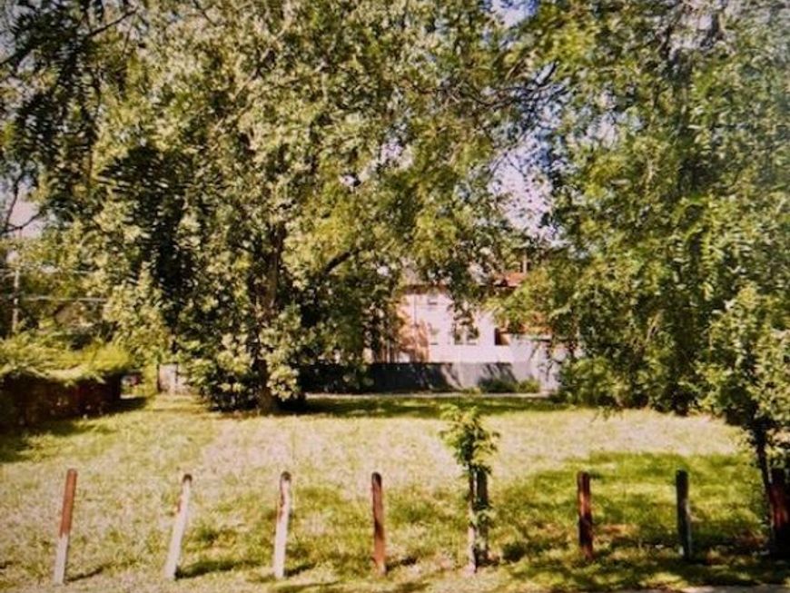 Main Photo