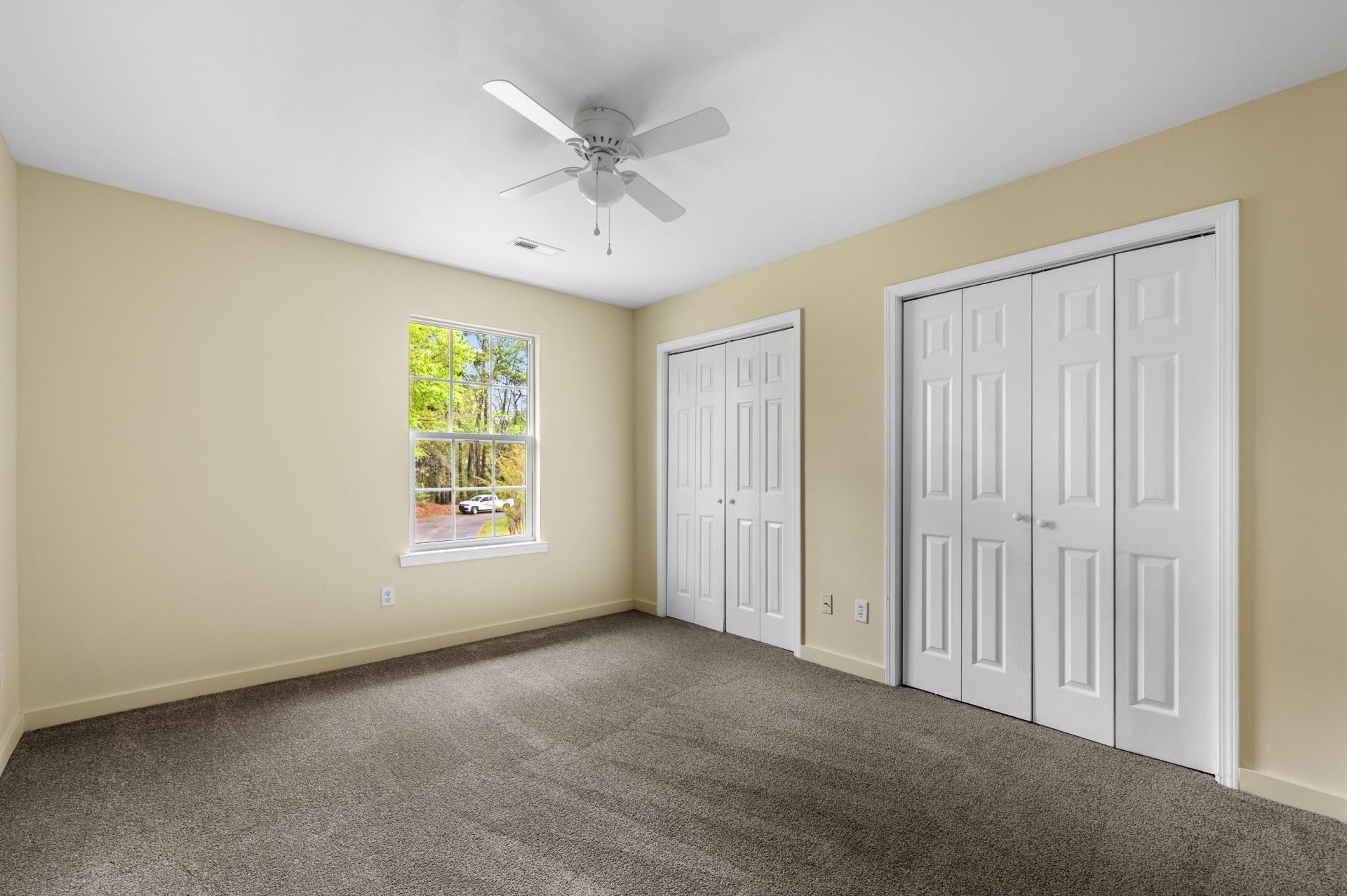 7955 Timbercreek Lane Photo 17