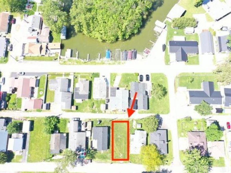 8952 Maple Street, Lakeview, OH 43331 Photo 1