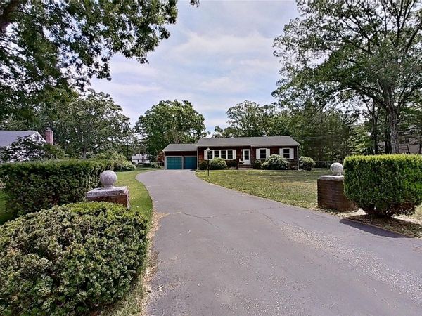 347 Miller Place Road , Miller Place, NY 11764