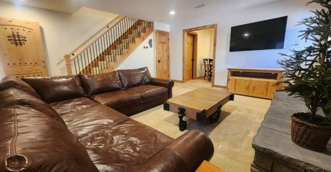 2282 Blitzen Road, South Lake Tahoe, CA 96150 Photo