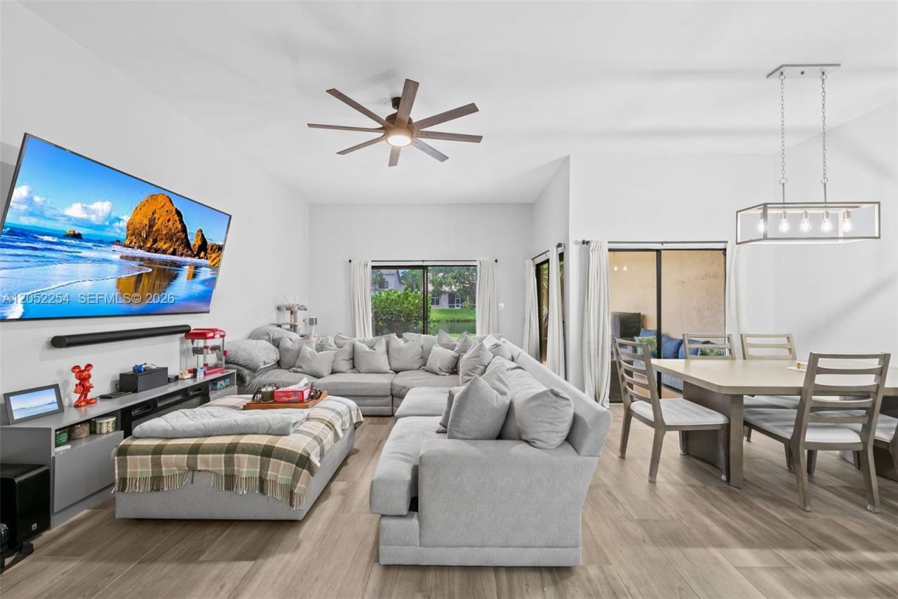 5285 Monterey Circle, Unit I-(60), Delray Beach, FL 33484 Photo