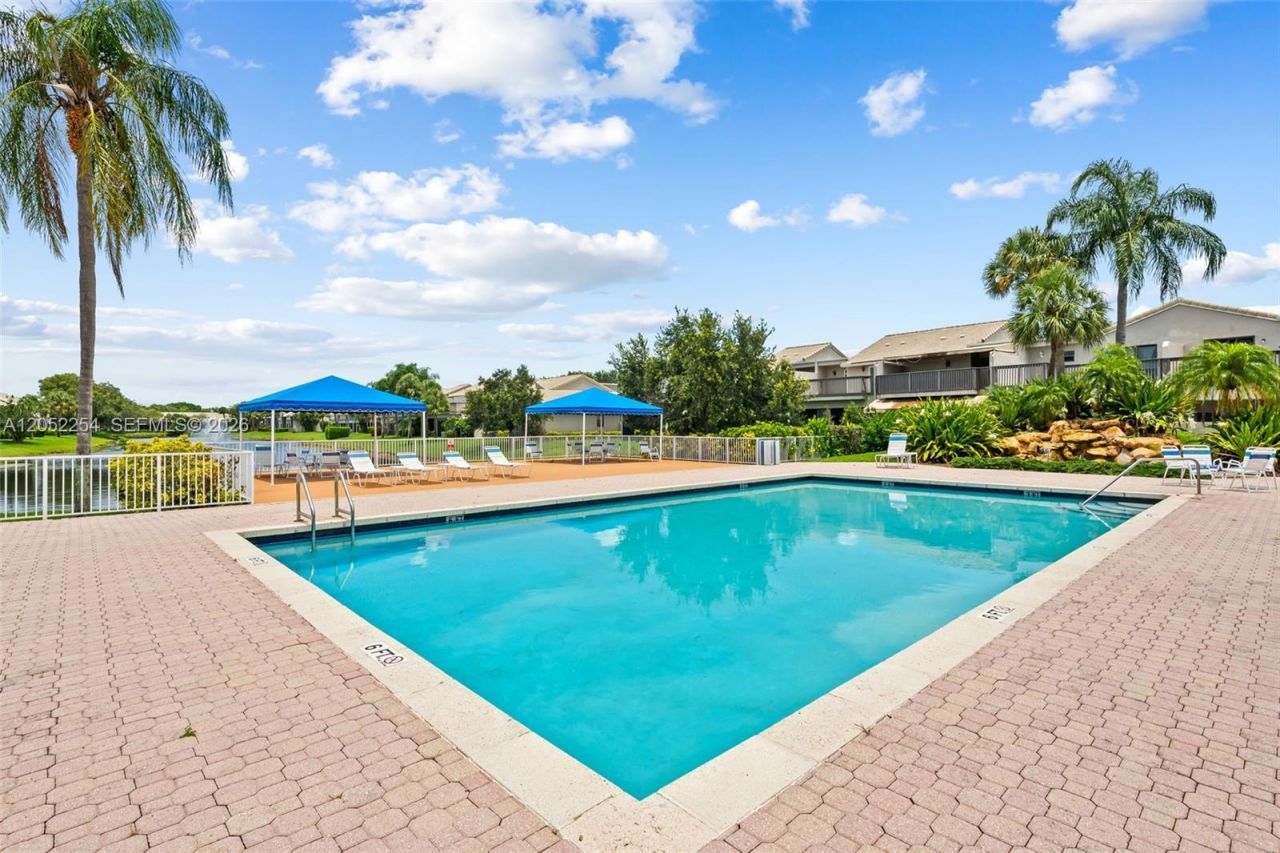 5285 Monterey Circle, Unit I-(60), Delray Beach, FL 33484 Photo